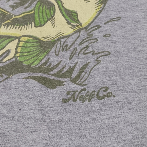 NEFF “Great Catch” Graphic T-Shirt Size Large Gray - Picture 4 of 5